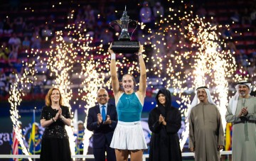 郑钦文仅发挥三成击败的安德列娃夺冠了,一姐前十保卫战正式打响