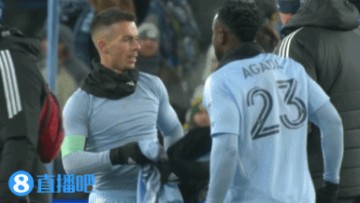 DB真人旗舰固定节目!梅西零下14℃仍与对手换球衣,里面穿了厚厚的保暖服