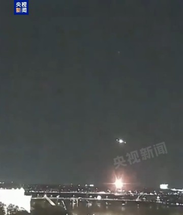 DG视讯官网平台机上至少有14名花样滑冰运动员,美官员:两机相撞事故恐无人生还