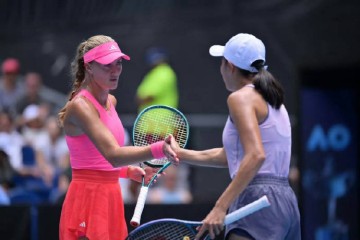 澳网第11天:男女单4强全部出炉,产生5大没想到,中国队奖金出炉