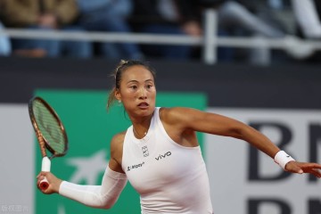 郑钦文刚赢球却收坏消息,WTA罗马站八强出炉,下轮对手+时间确定