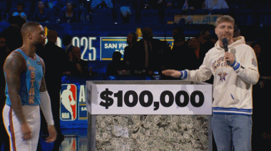 DB官网在线登录入口😲一球10万！超级网红Mr Beast招募观众和利拉德比拼Logo三分