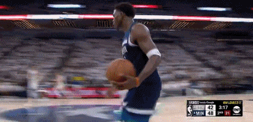 DB真人旗舰老将镇场!康利半场5投4中&三分4中3 得到11分4板4助1断0失误